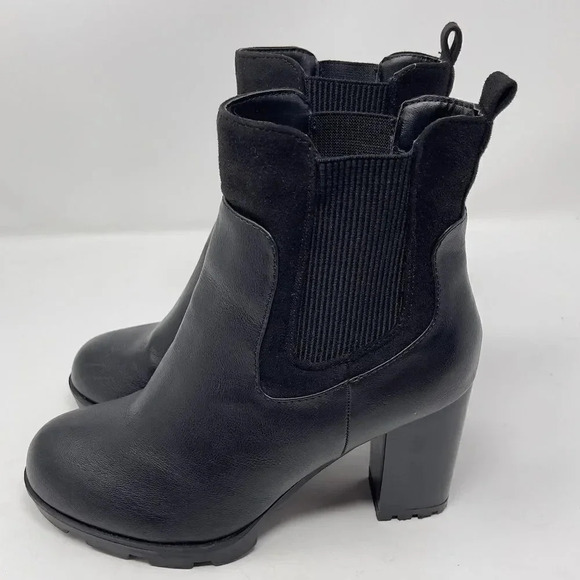 Journee Collection Islana Tru Comfort Foam Ankle Boots - Picture 3 of 14